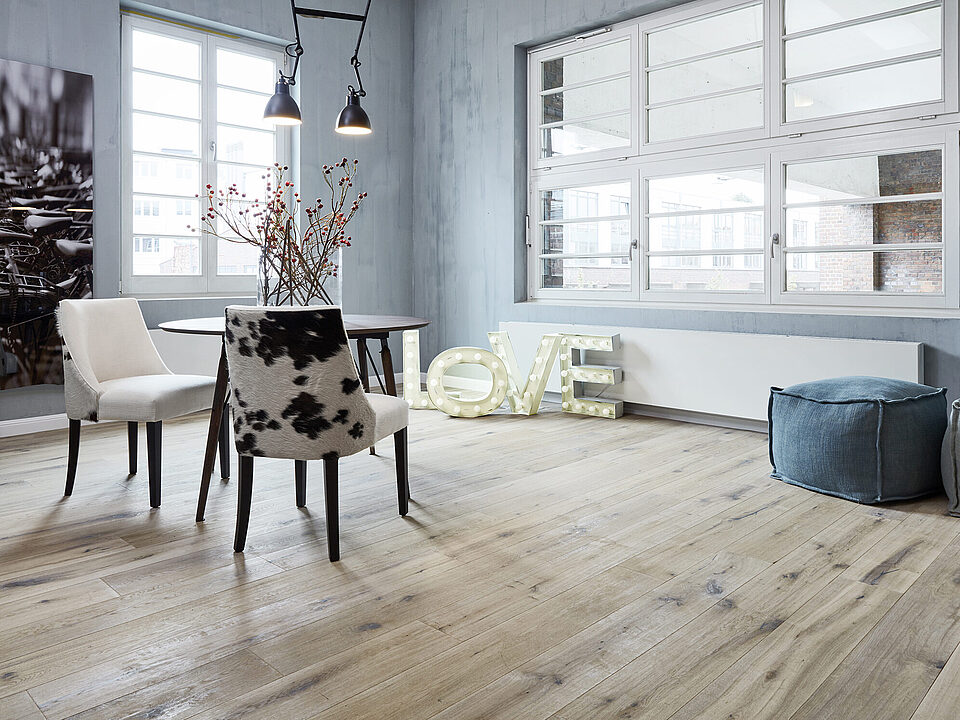 Landhausdiele Eiche Kaschmir-Grau Ambiente